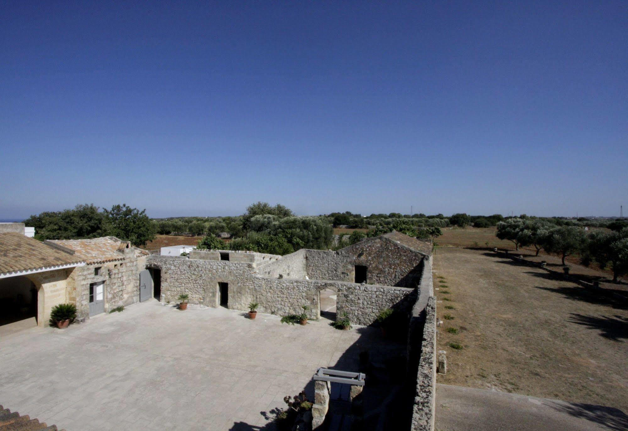 Bed and Breakfast Masseria Uccio Триказе Экстерьер фото