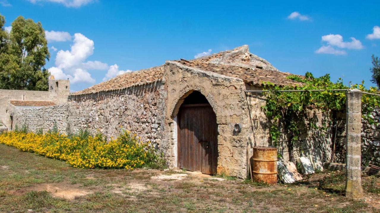 Bed and Breakfast Masseria Uccio Триказе Экстерьер фото